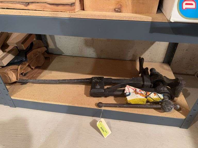 Antique post vise image