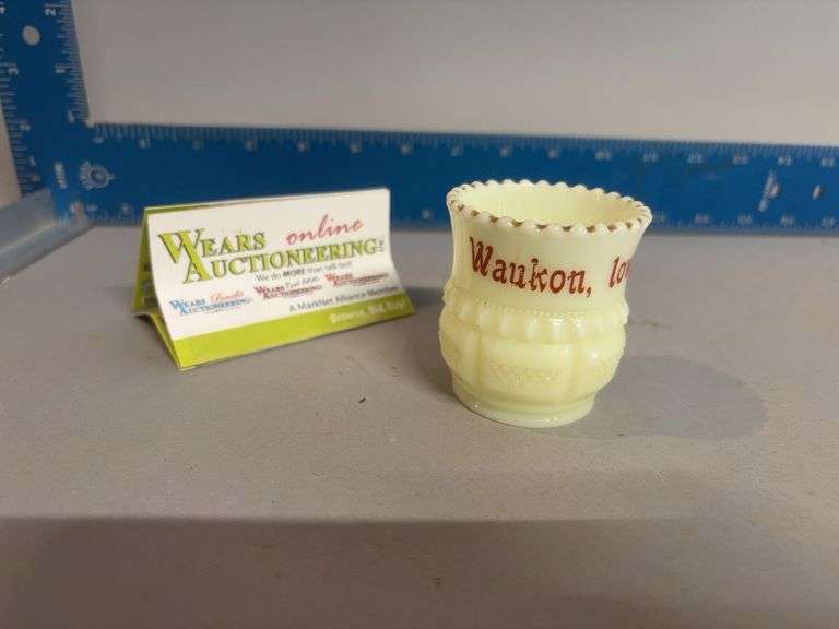Uranium glass Waukon, Iowa toothpick holder image