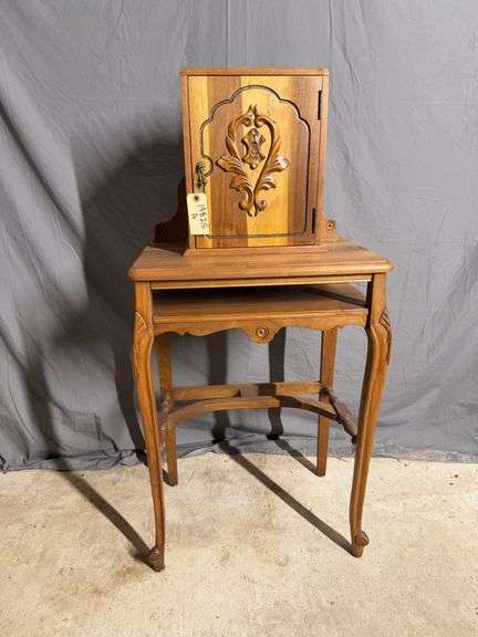 13D x 20L x 28H phone stand w candlestick telephone image