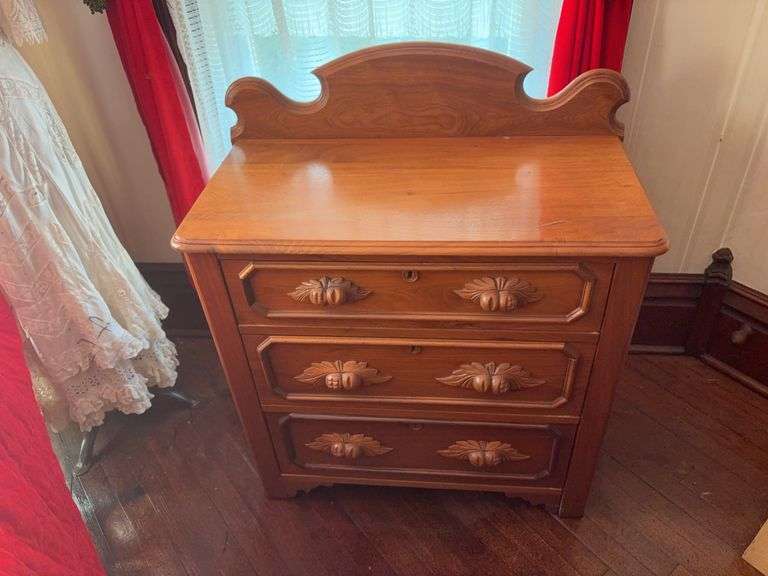Walnut 3 drawer dresser with fruit & nut pulls, very close mate to Lot 18014 image