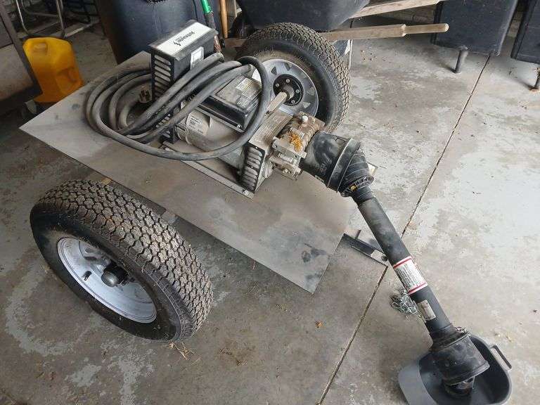 Voltmeter PTO generator on trailer Model PTO 15/12, Maximum wattage 15000, rated wattage 12000, power cord and 3 pt drawbar image