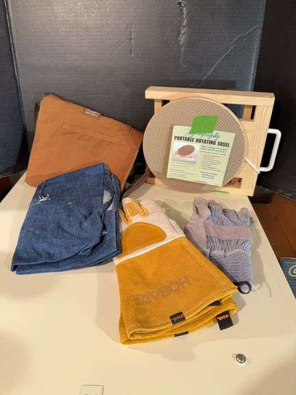 Portable rotating easel, shop aprons, gloves etc... image