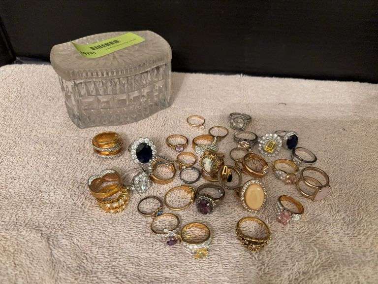 Dresser box with 35 cocktail rings many sizes image