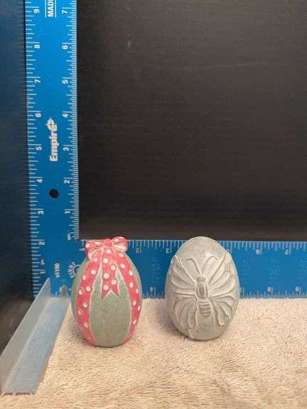 Isabel Bloom figurine(s) as shown image
