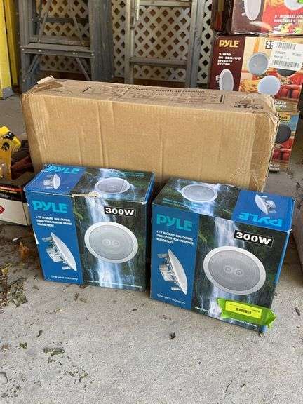 NIB Pyle P3001BT receiver and 2 sets of speakers image