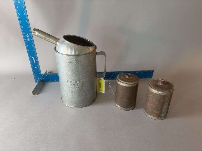 4qt oil can and two mini bulk kerosene cans image