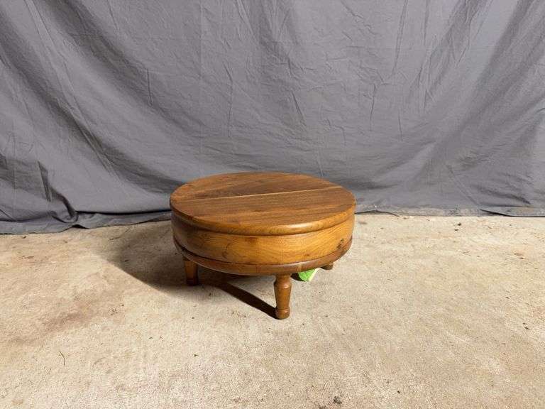 14R x 7H footstool/plant stool image
