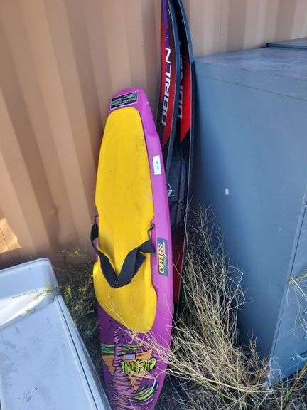 Skis and knee board