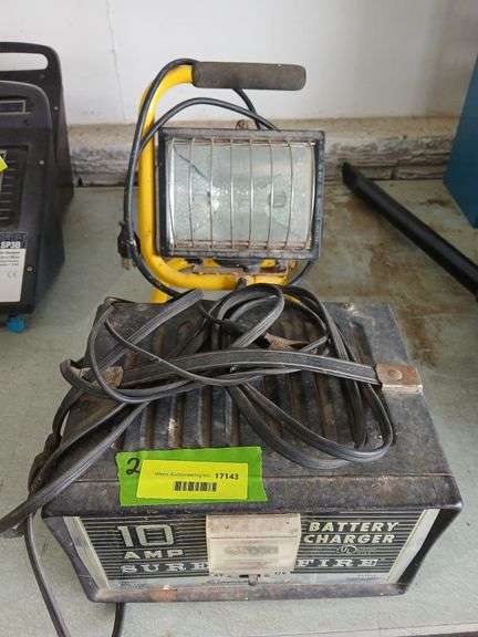6V & 12V battery charger and halogen .light image