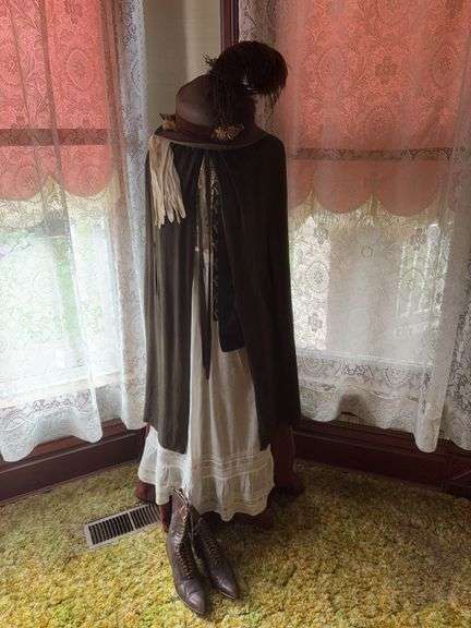 Sally Stitch dress form and clothing image