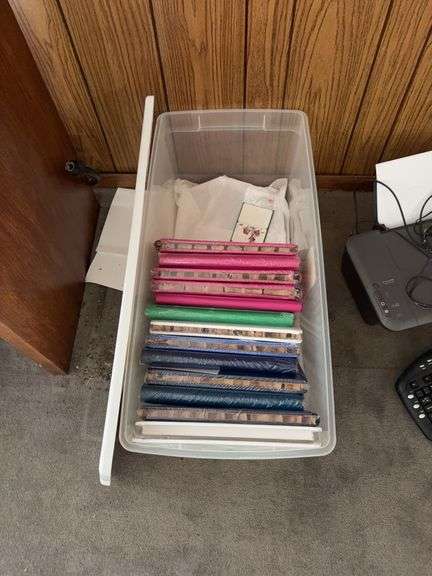 Bakers dozen NEW photo/scrapbooking albums in large tote image