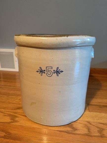 5 gallon crock with applied handles image
