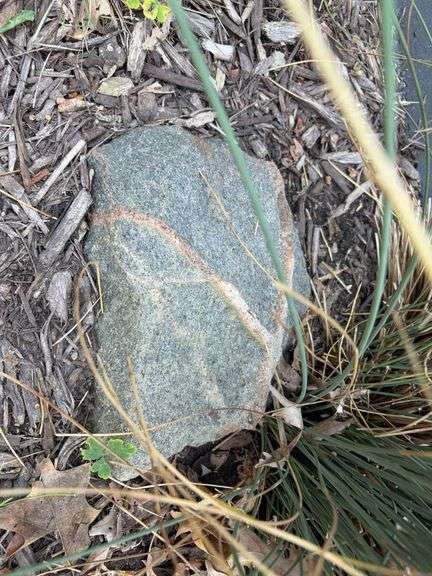 Decorative rock image