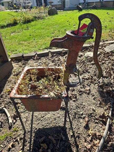 Pitcher pump and sink w/ stand image