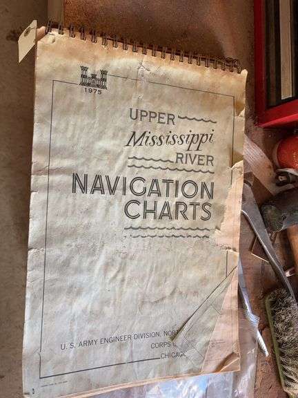 Upper Mississippi River Navigation charts from 1975 image