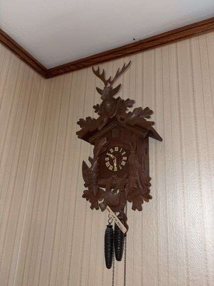 Cuckoo clock image