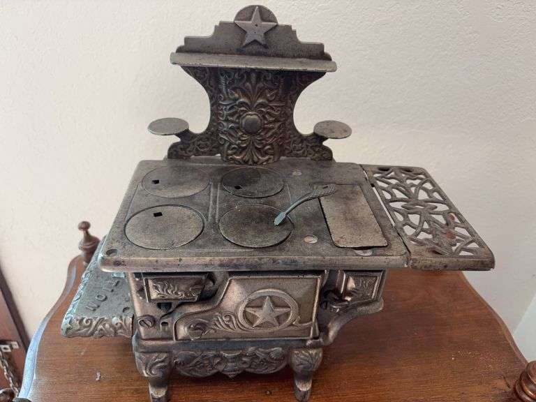 Perfection cast iron mini cookstove 13" wide x 12.5" tall image