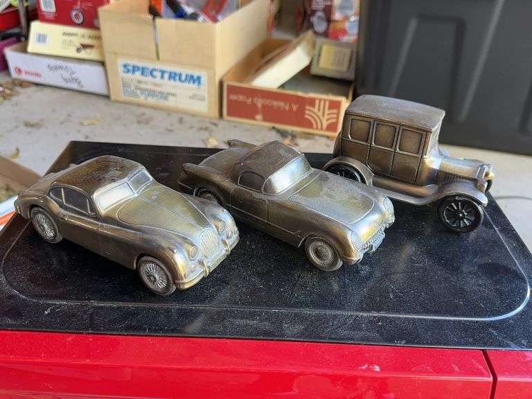 3 metal car banks image
