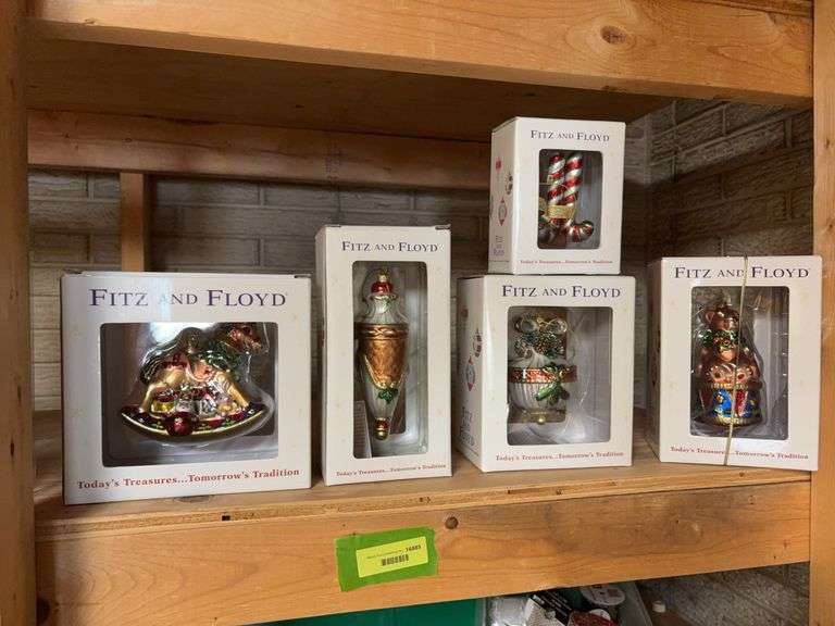 5 Fitz and Floyd Christmas ornaments image