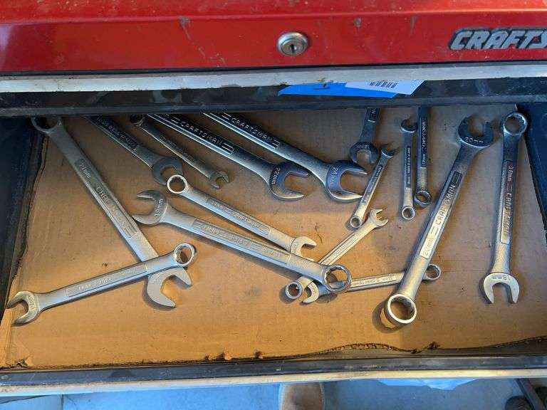 Set of craftsman metric wrenches