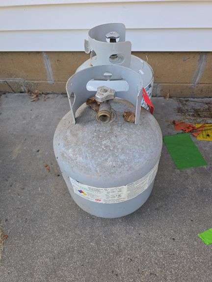 2 empty LP grill cylinders image