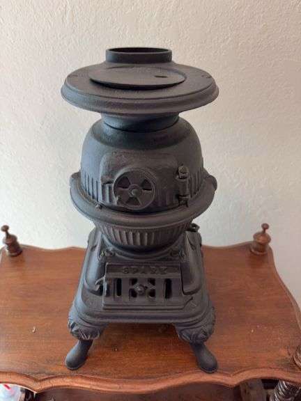 Spark cast iron mini pot bellied stove 14" tall image