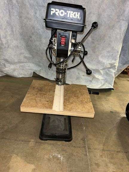 Pro-Tech 10-in drill press, 12 speeds 250 to 3100 RPM. 3-in vise. Drill Doctor model 300. image