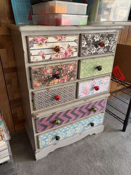 8 drawer designer chest of drawers NO CONTENTS image