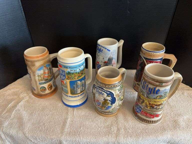 Six Hellemans Old Style beer steins image
