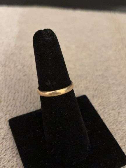 10kt band sz 6 image