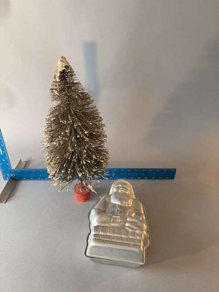 17” tall bottle brush tree and aluminum Santa mold image