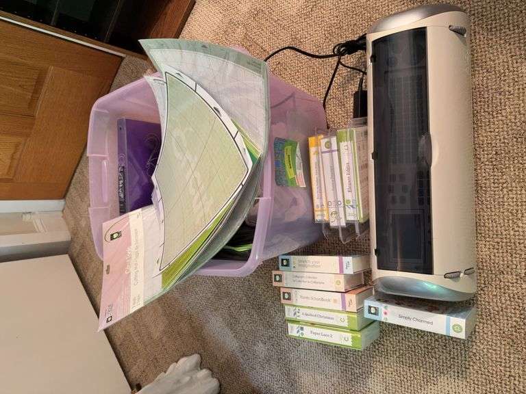 Cricut machine and accessories Model CREX001 image