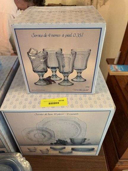 4 place settings of Blue Recollection dinnerware