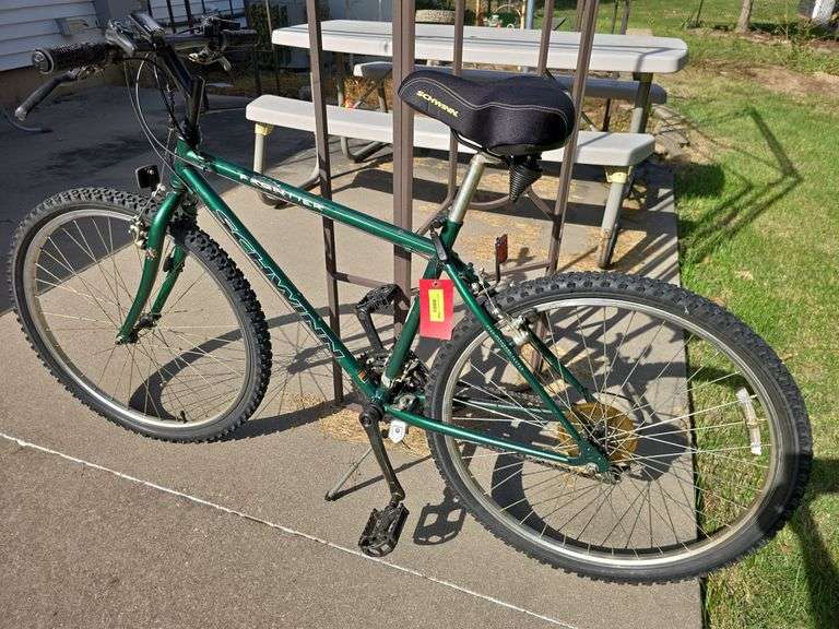 Schwinn Frontier 18 speed bicycle image