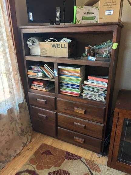 Large storage shelf with drawers 45 x 16 x 61