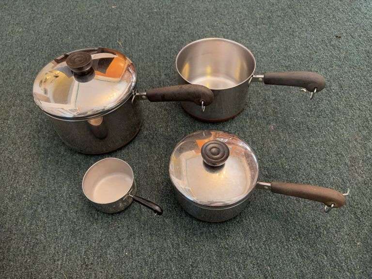 Revereware pots image