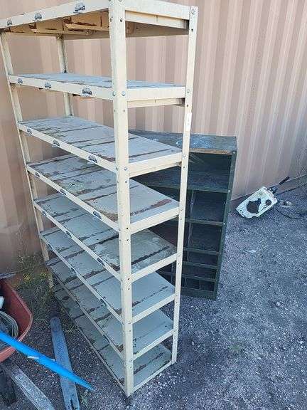 Shelving 40x68x14 and 34x42x12
