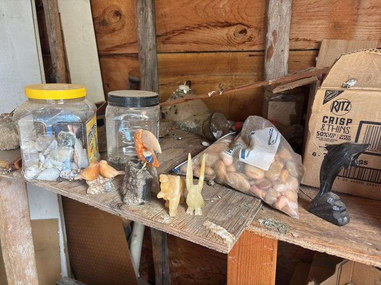 Polished rocks image