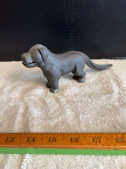 Cast iron dog nutcracker image