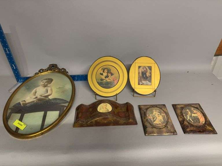 Six pieces of art image