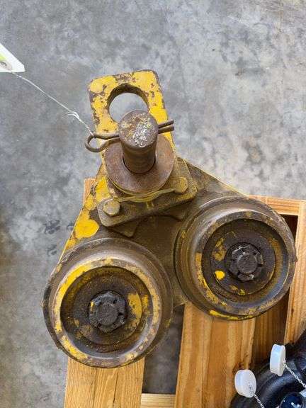 I beam trolley for Hoist/Gantry used on and fits previous lot