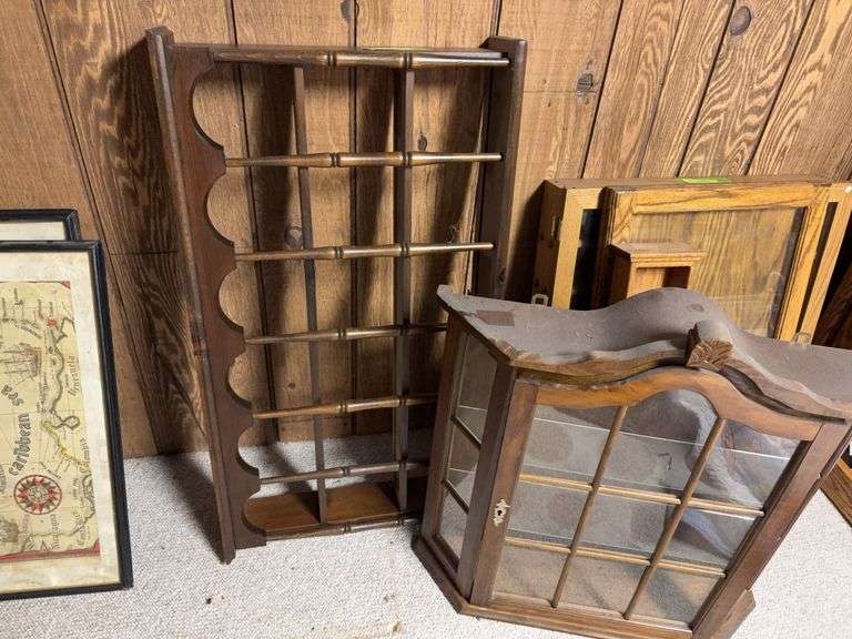 Two wall shelves for all your tchotchkes, 28x25 and 36x20 image