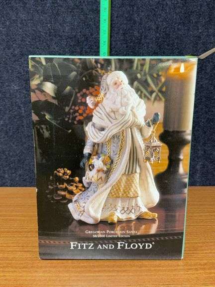 Fitz and Floyd Gregorian porcelain Santa 58/2000 Limited Edition image