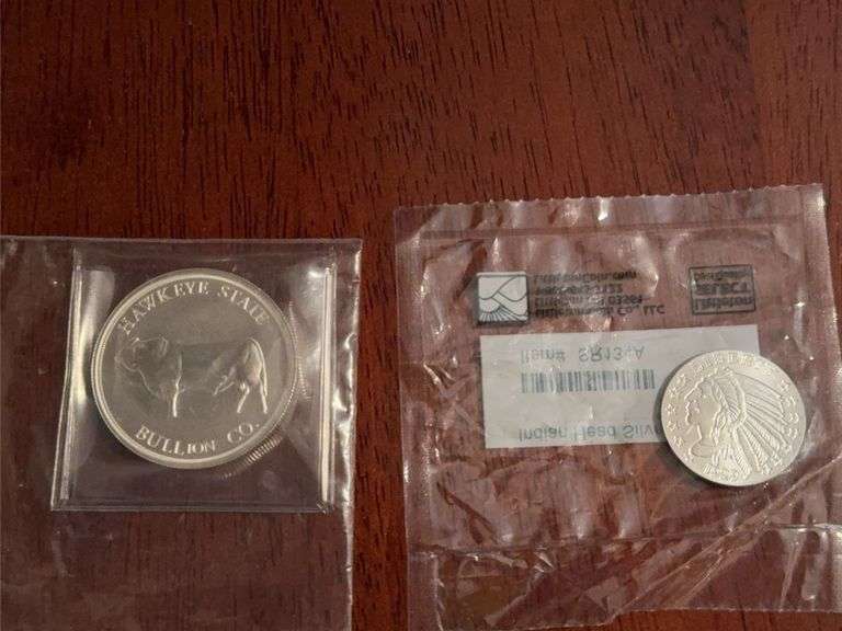 2017 Iowa 1oz silver round and Indian head silver round image