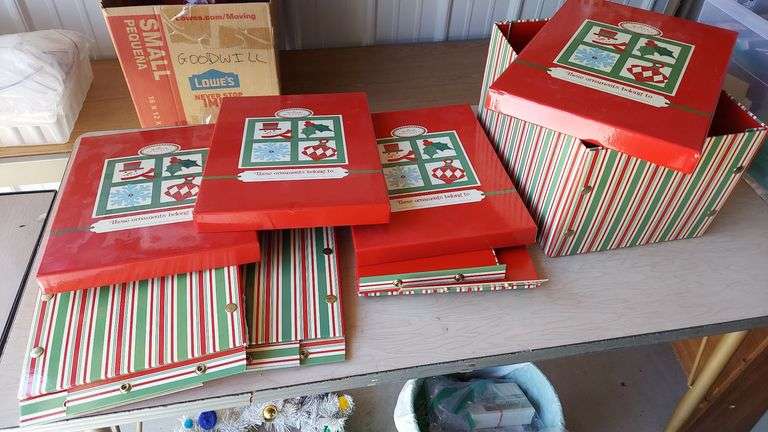 More assorted Christmas image