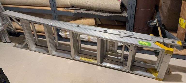 Werner Job-Master Model 386 6' adjustable step/extension ladder image