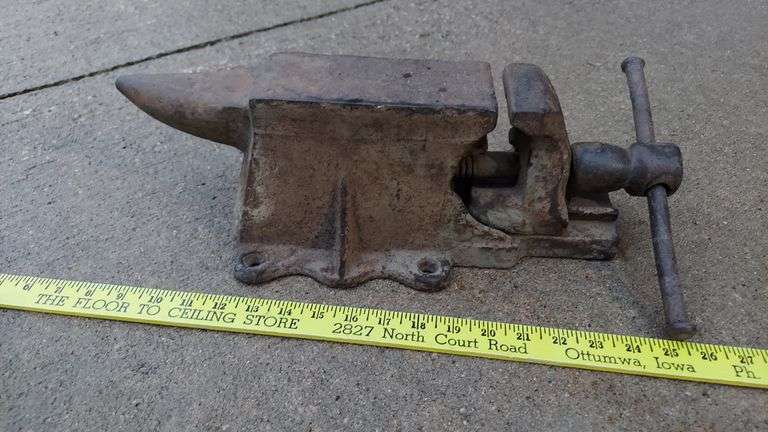 Combination Vise Anvil, bench mount image