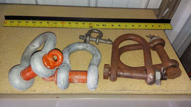 Chain, shackles, pins image