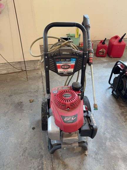 Honda 2800 psi gas engine power washer image