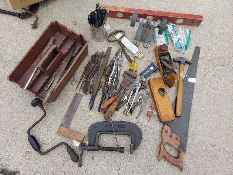 Mixed Hand Tools & Tool Caddy image